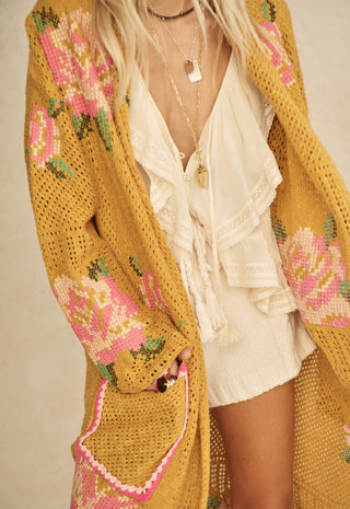 Fleur Lace Frill Sleeveless Blouse