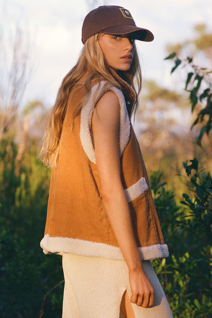 Summit Cord Vest